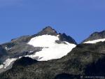 Pico de Aneto, na lodowcu świeży śnieg