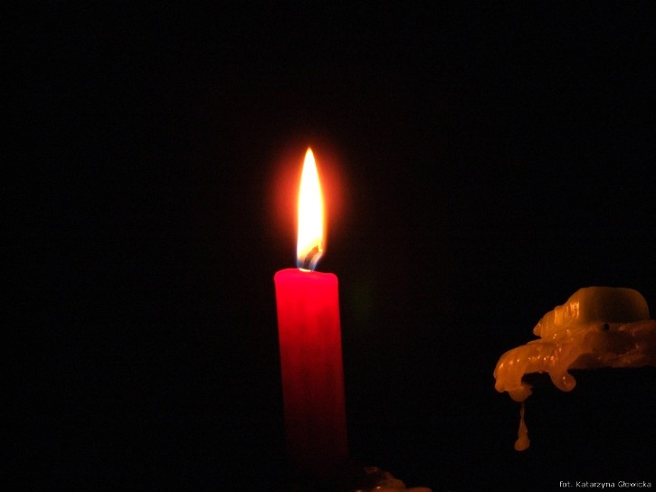noc przy świecach i gitarach