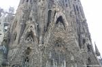 Misterne zdobienia w stylu modernistycznym. Autorem ponownie jest Gaudi...